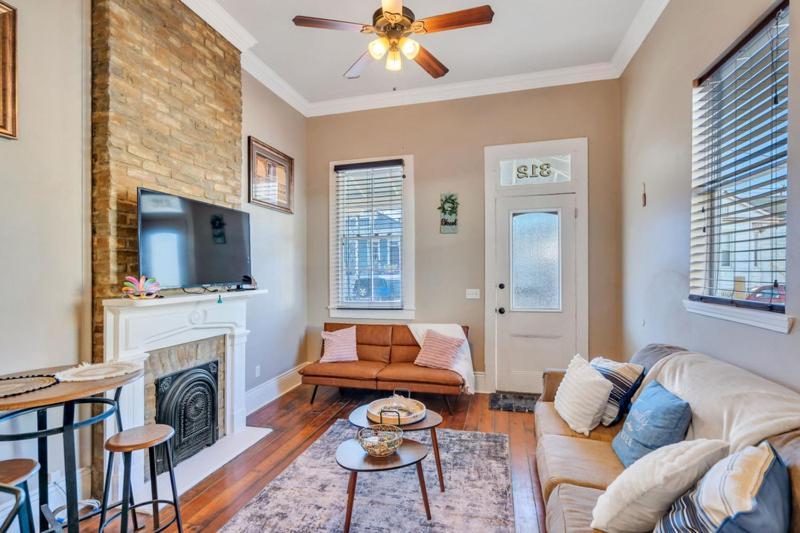 Spacious Centrally Located Home นิวออร์ลีนส์ ภายนอก รูปภาพ