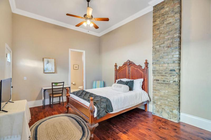 Spacious Centrally Located Home นิวออร์ลีนส์ ภายนอก รูปภาพ